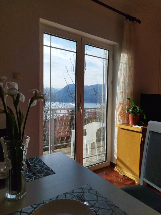 Milka apartment Kotor Exteriör bild