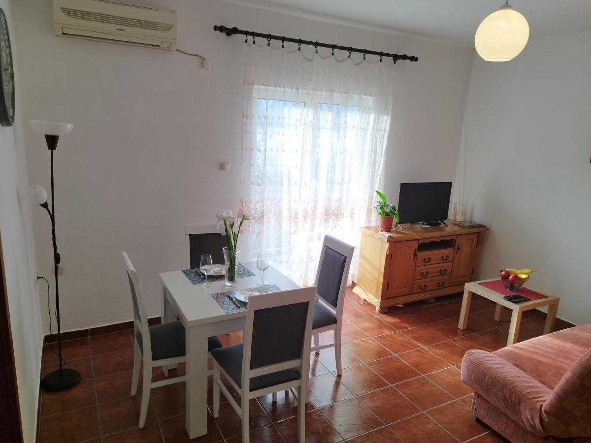 Milka apartment Kotor Exteriör bild